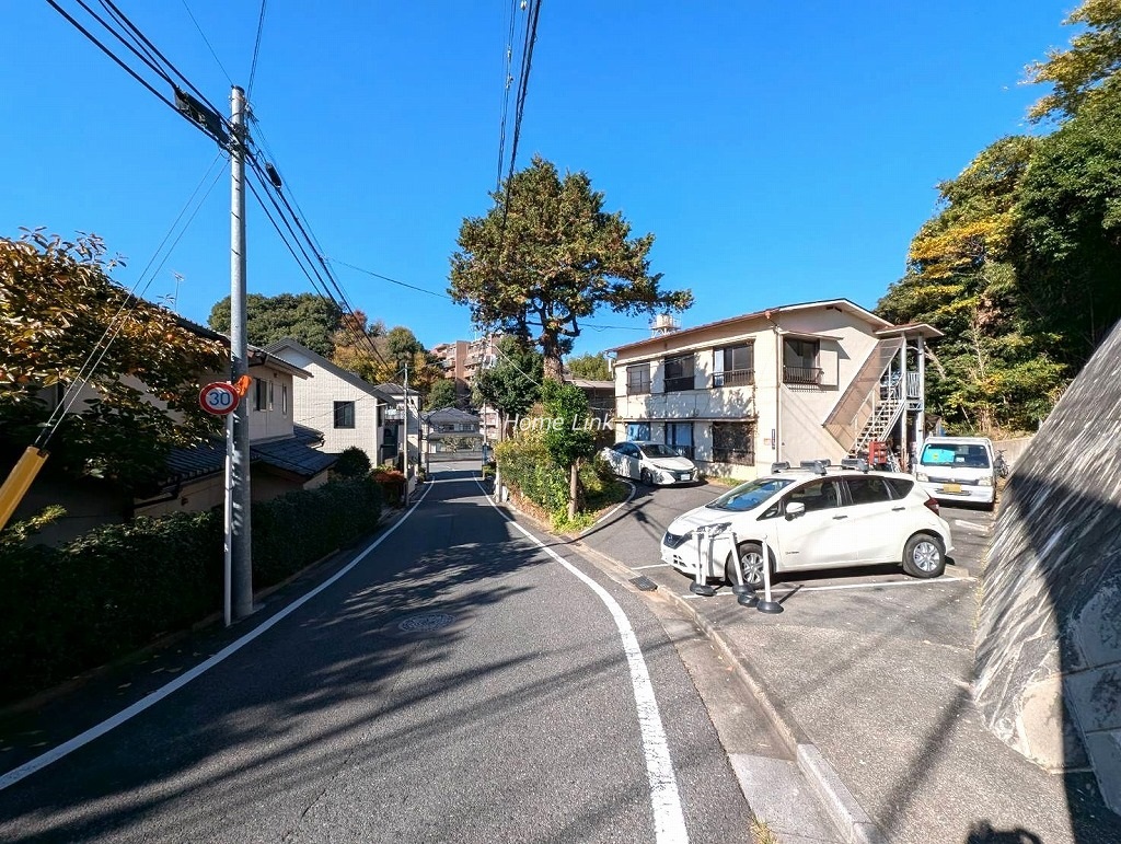 カーサ常盤台　西側 前面道路